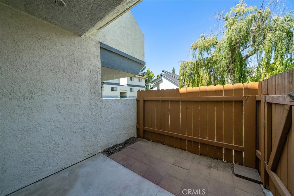 1033 Southwood Drive S