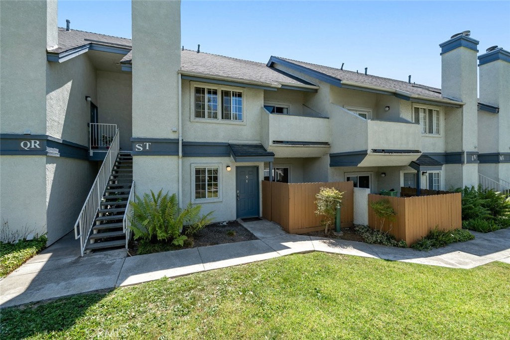 1033 Southwood Drive S