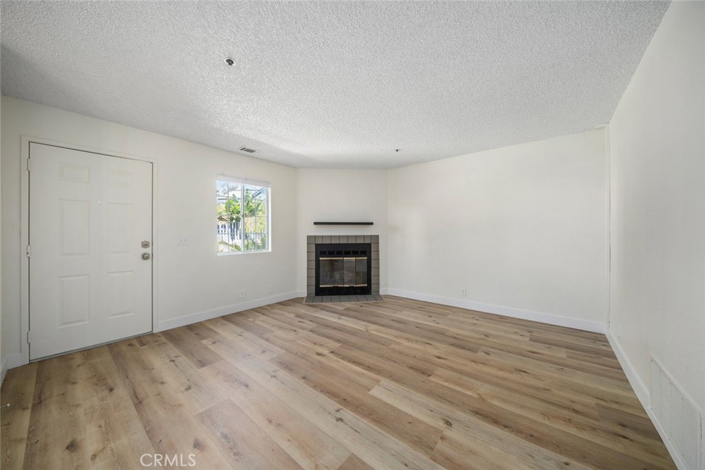 1033 Southwood Drive S