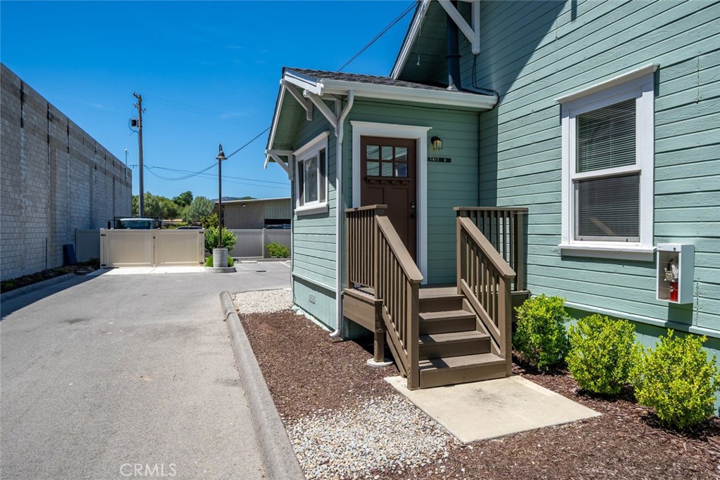 8740 El Camino Real A