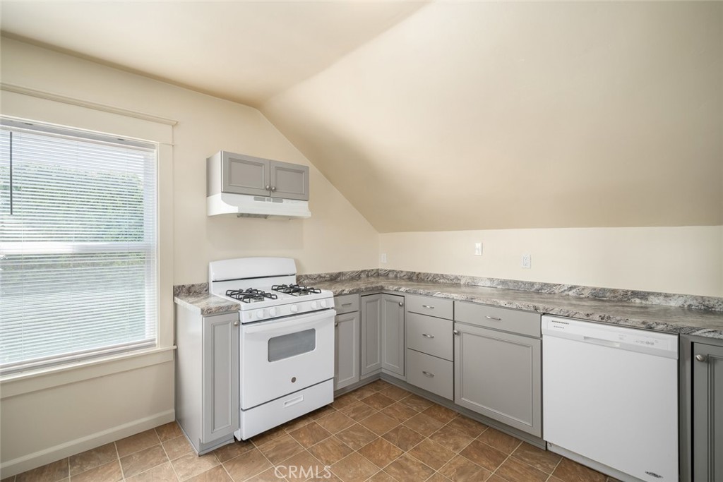 8740 El Camino Real A