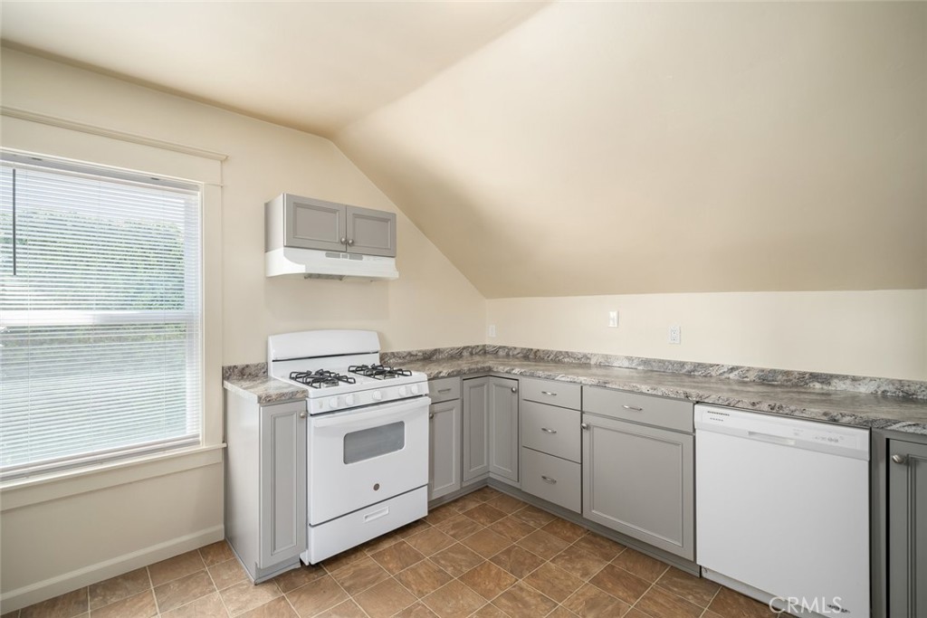 8740 El Camino Real A