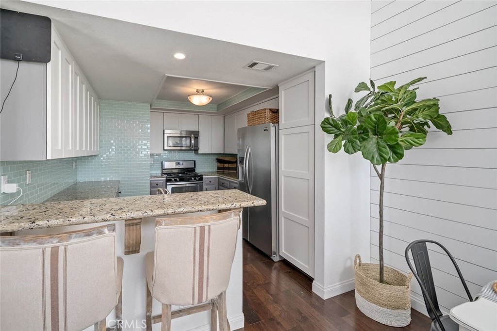 380 Foothill