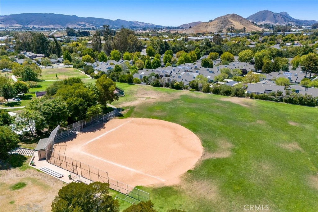 1010 Yarrow Court