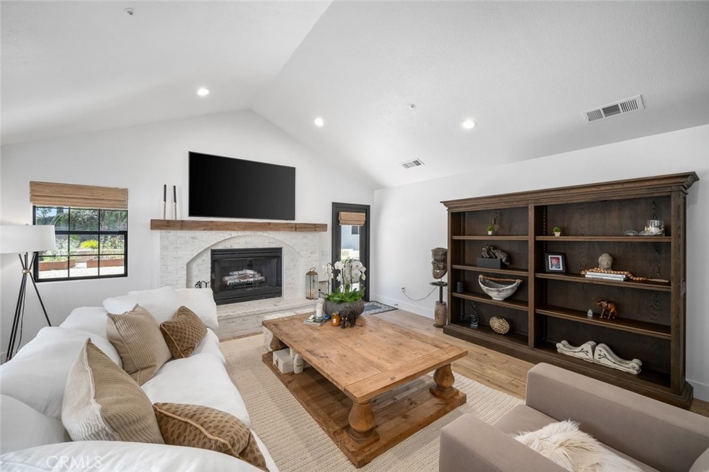 1010 Yarrow Court