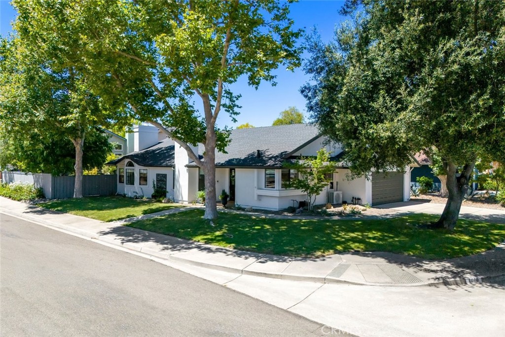 1010 Yarrow Court