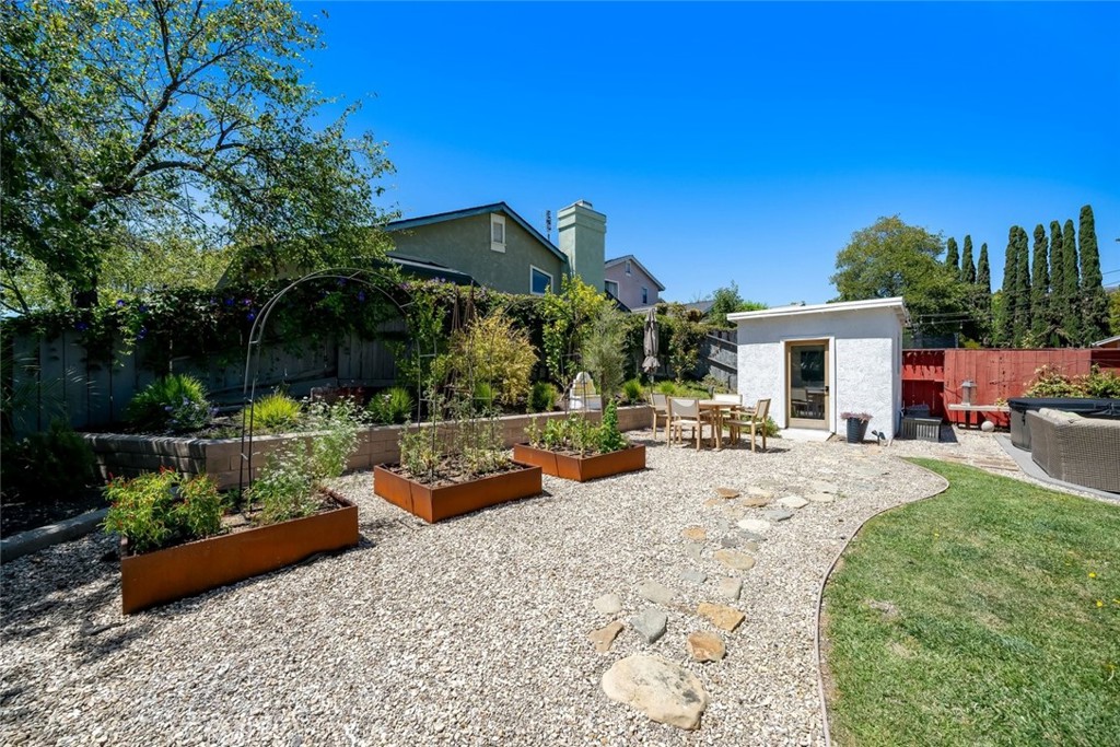 1010 Yarrow Court
