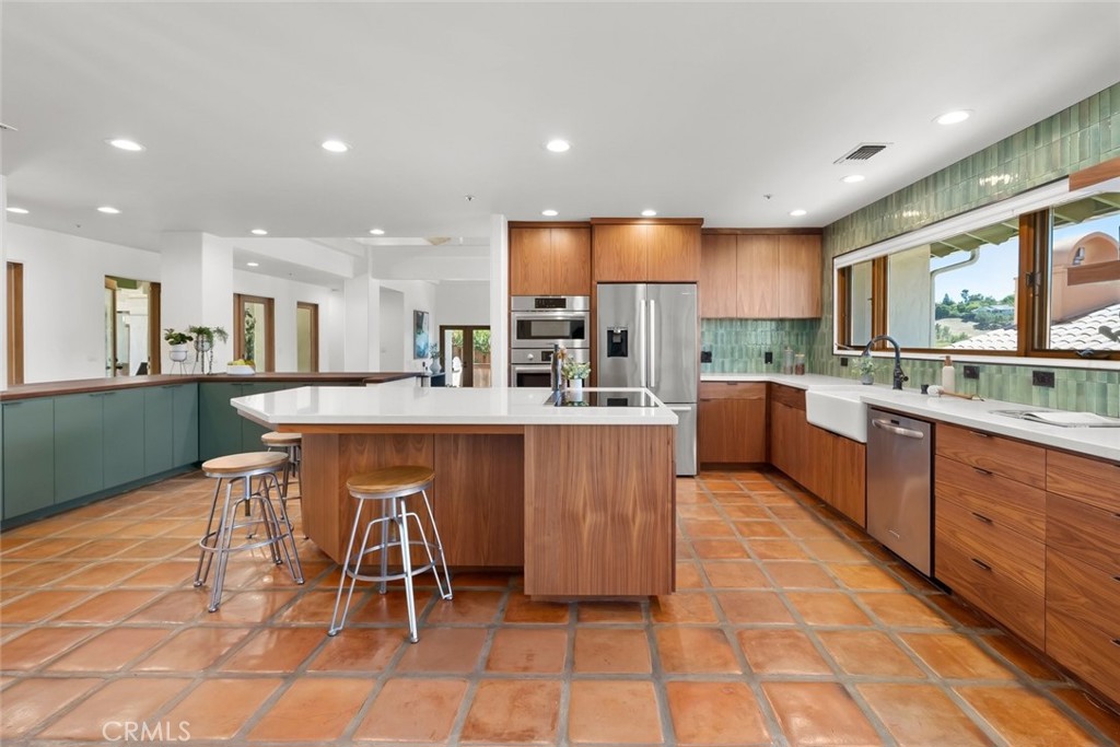 333 Twin Ridge