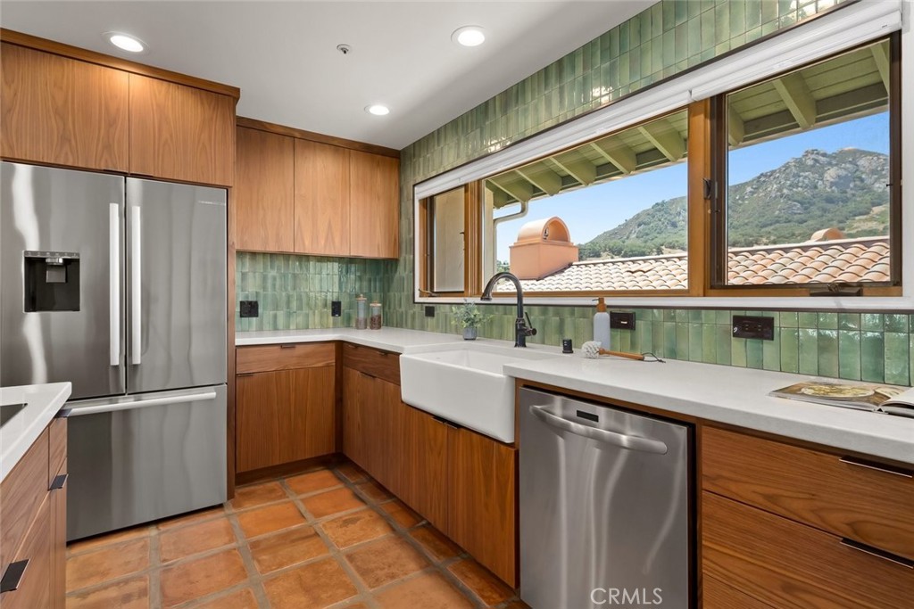 333 Twin Ridge