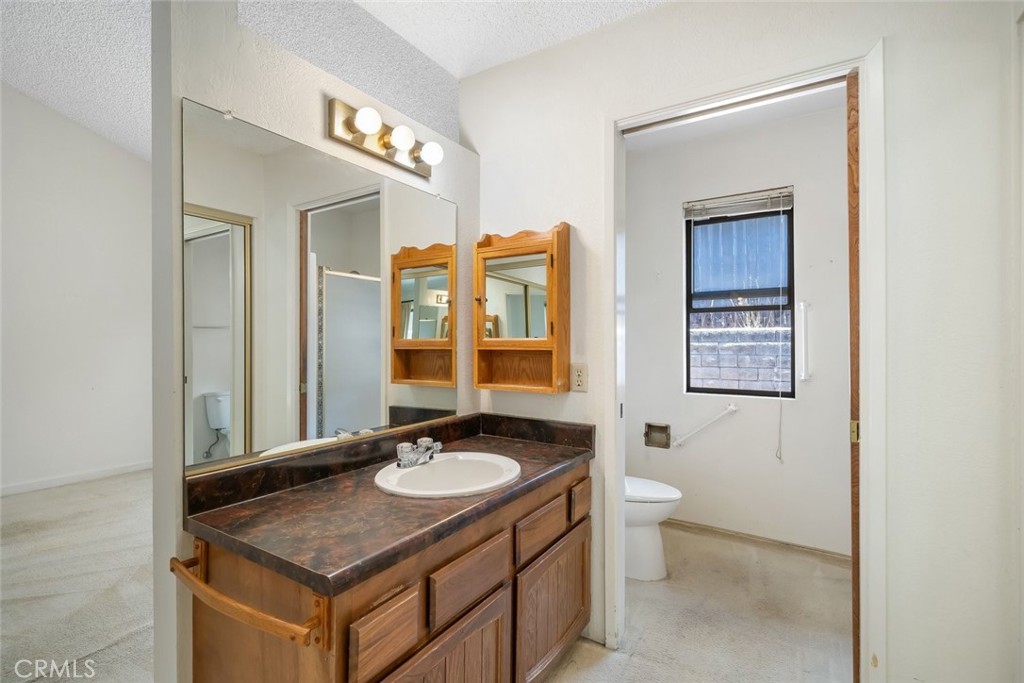 1360 Laurel 3