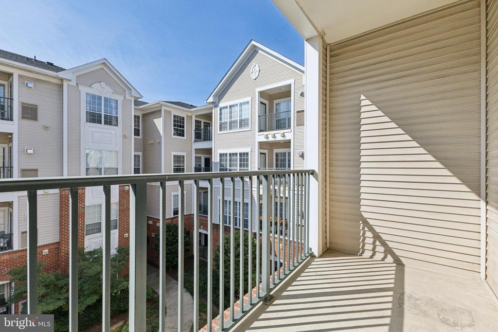 4850 EISENHOWER AVENUE 322