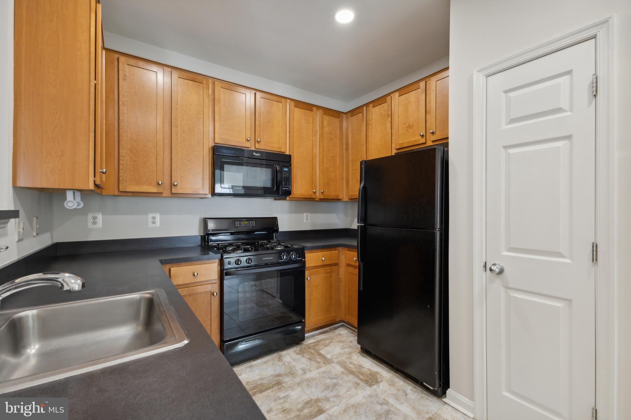 4850 EISENHOWER AVENUE 322