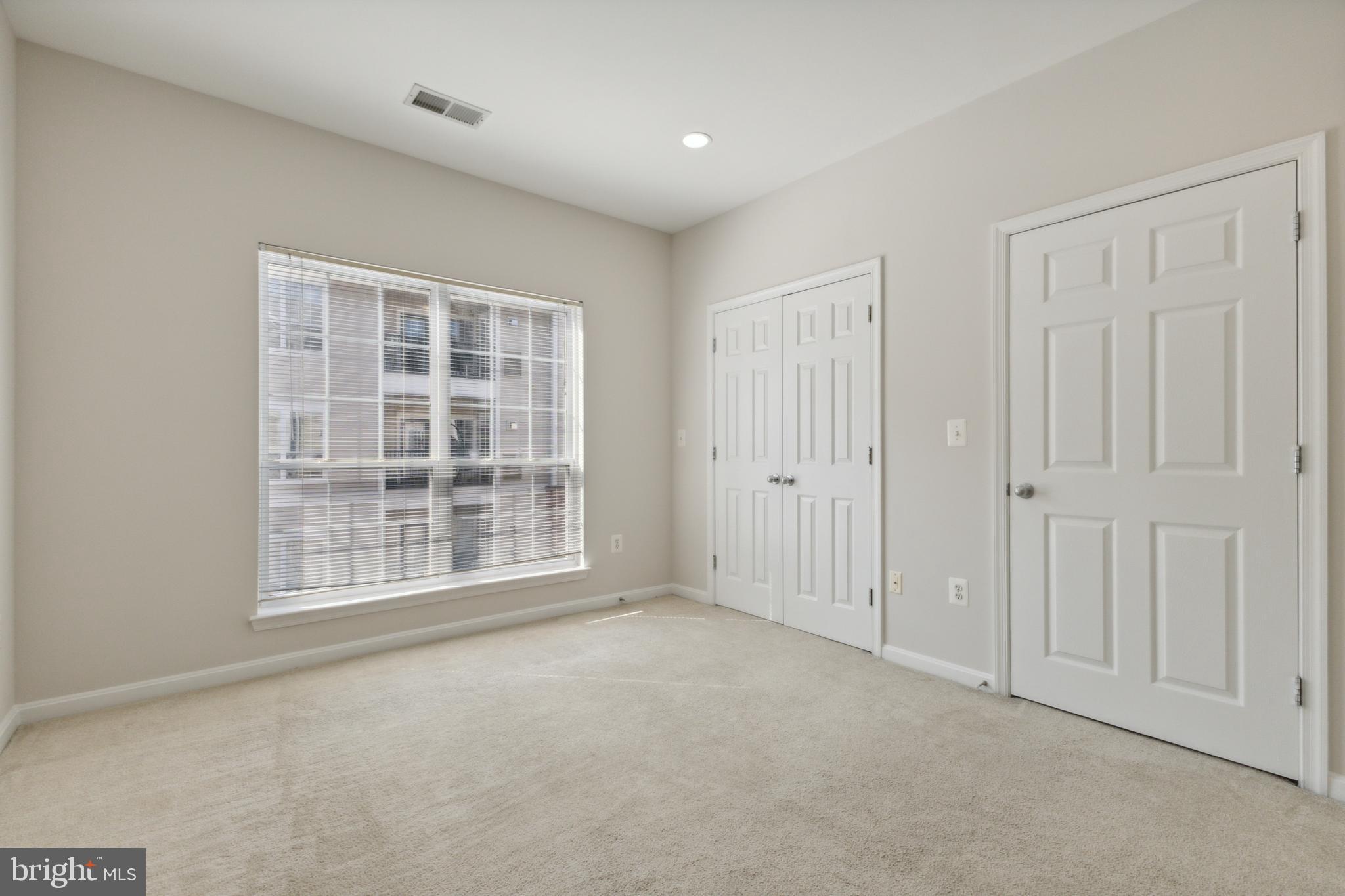 4850 EISENHOWER AVENUE 322