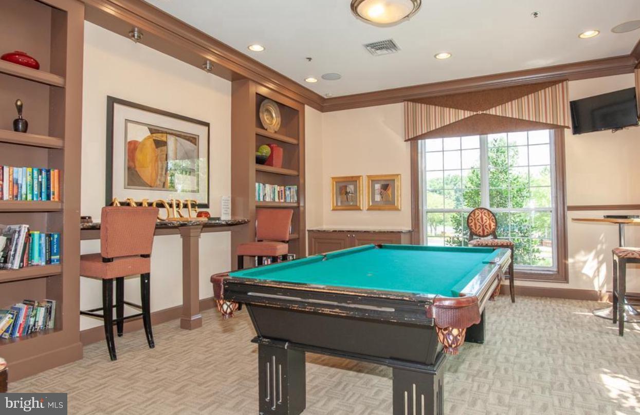 4850 EISENHOWER AVENUE 322