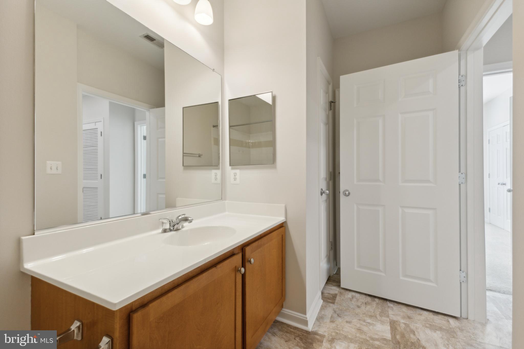 4850 EISENHOWER AVENUE 322