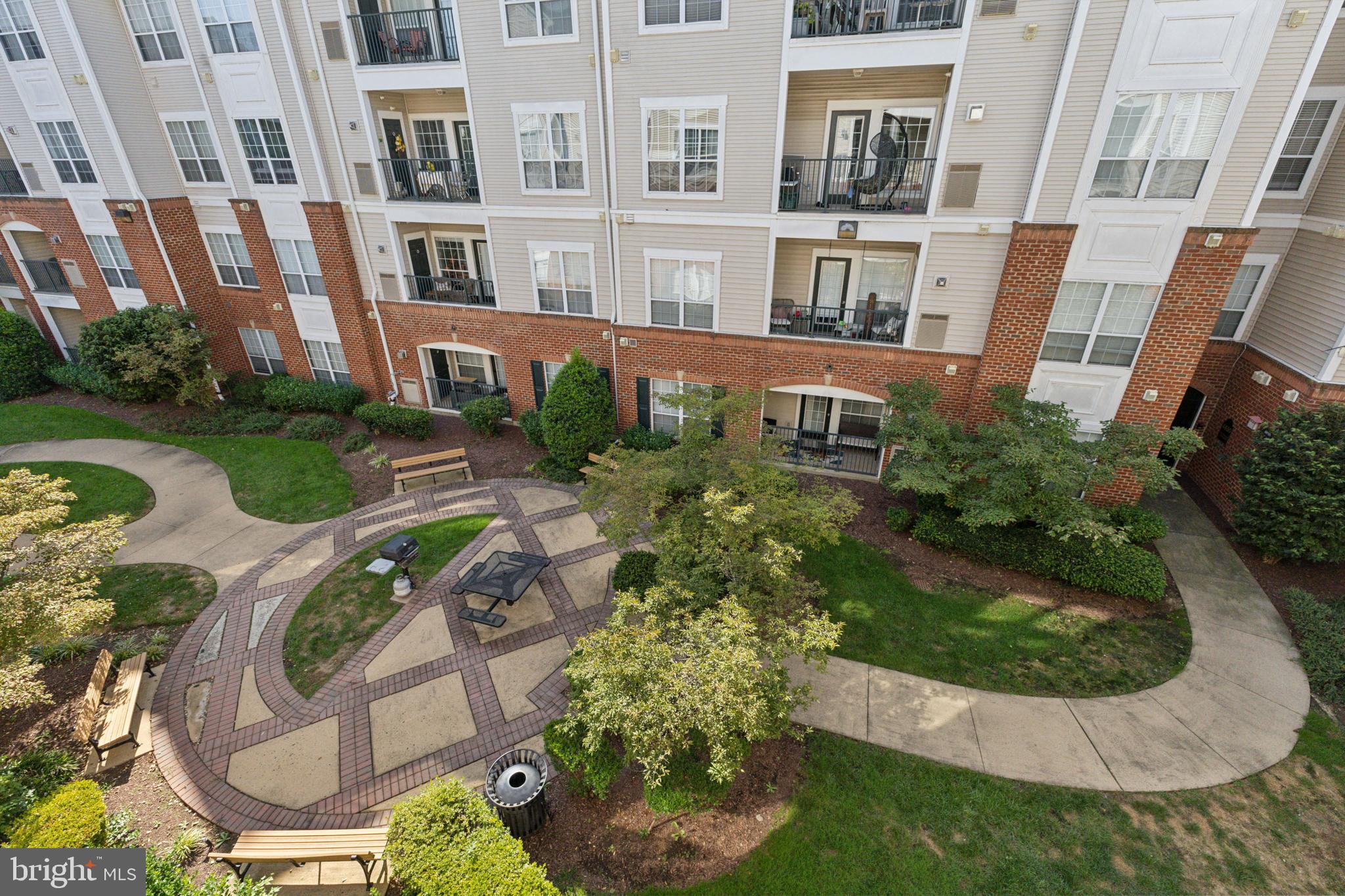 4850 EISENHOWER AVENUE 322