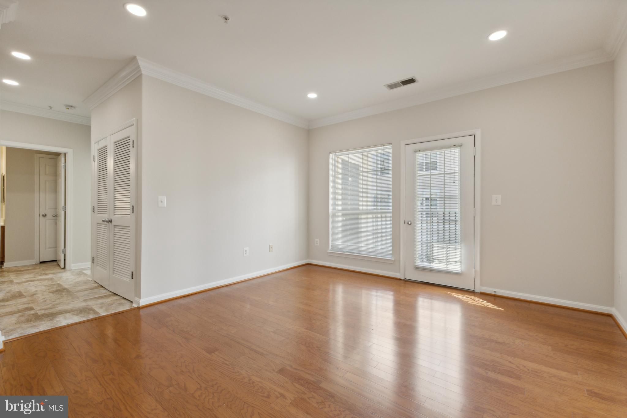 4850 EISENHOWER AVENUE 322