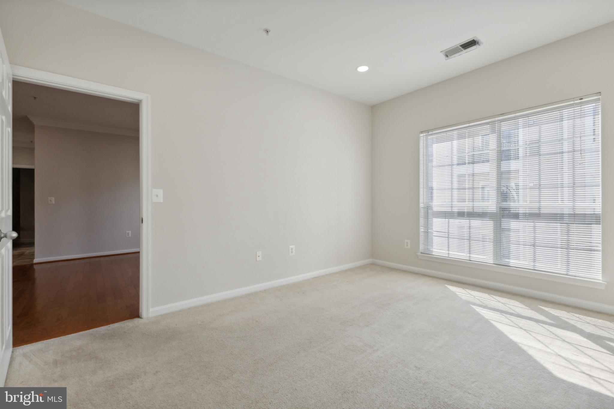 4850 EISENHOWER AVENUE 322