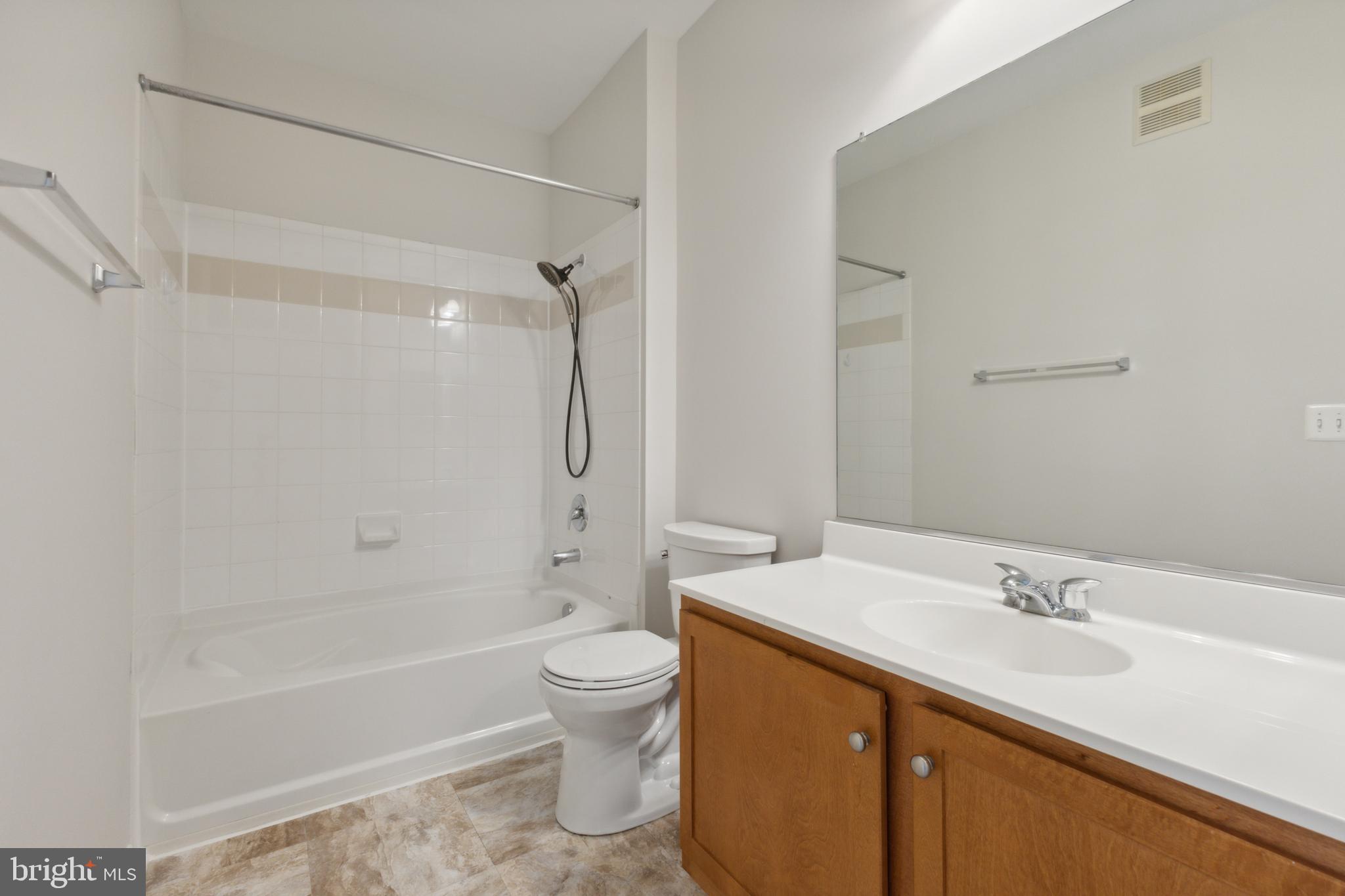 4850 EISENHOWER AVENUE 322