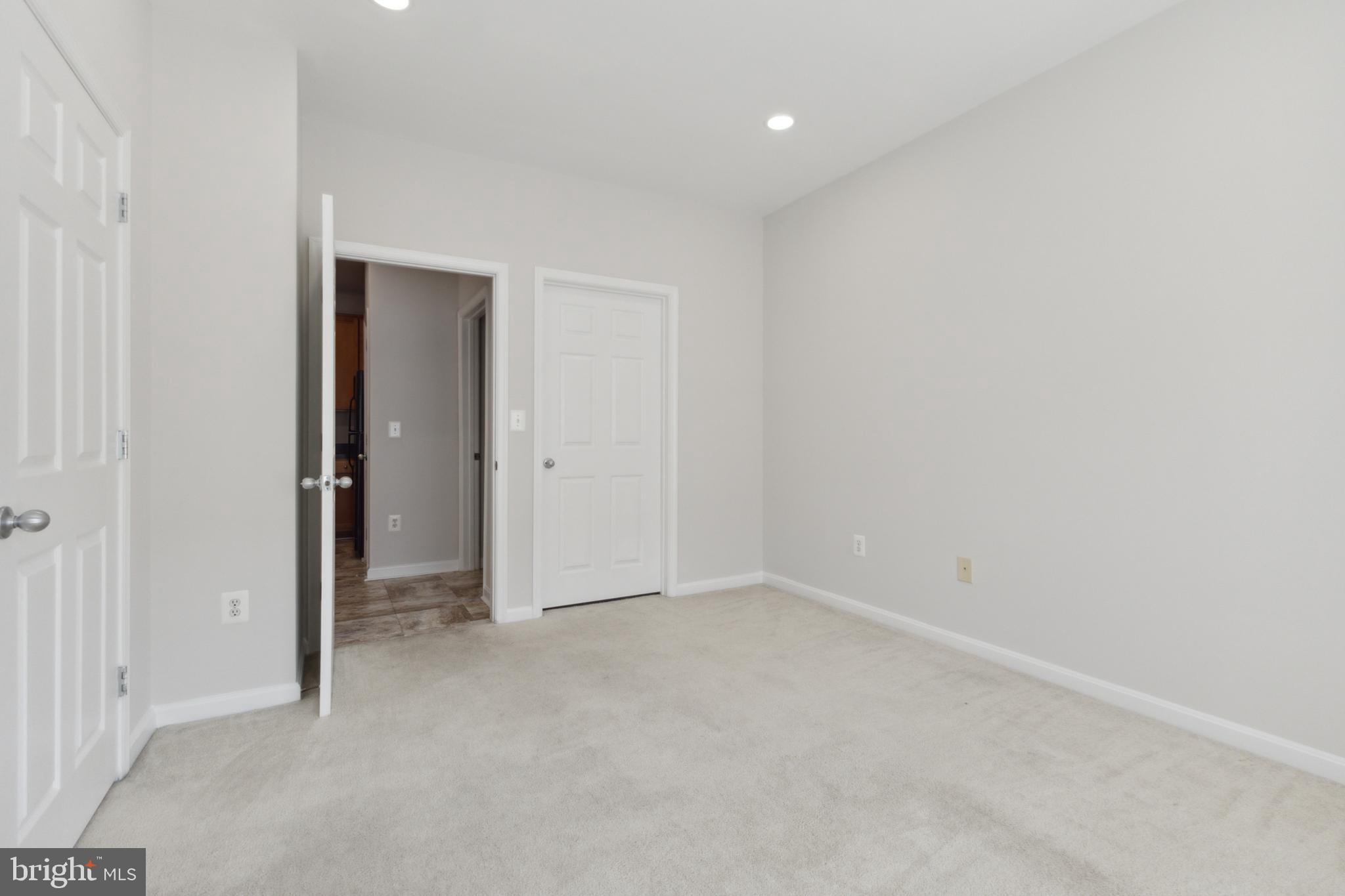 4850 EISENHOWER AVENUE 322