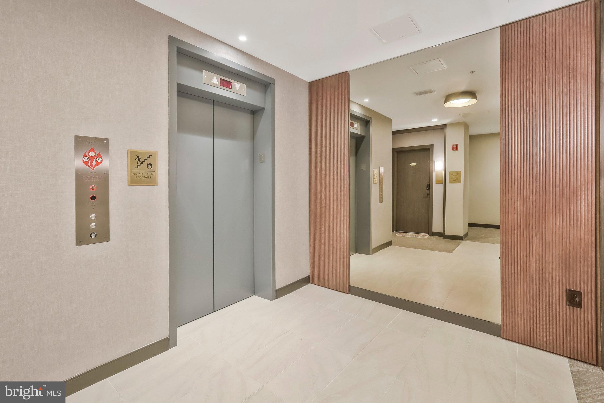 635 SLATERS LANE 305