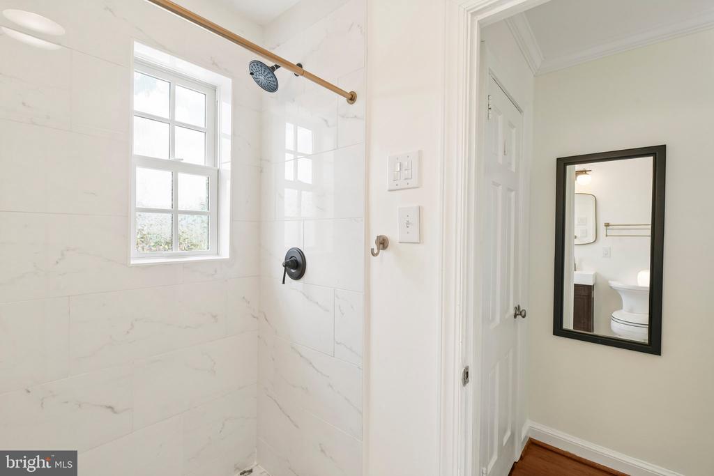 1722 W ABINGDON DRIVE Unit: 301