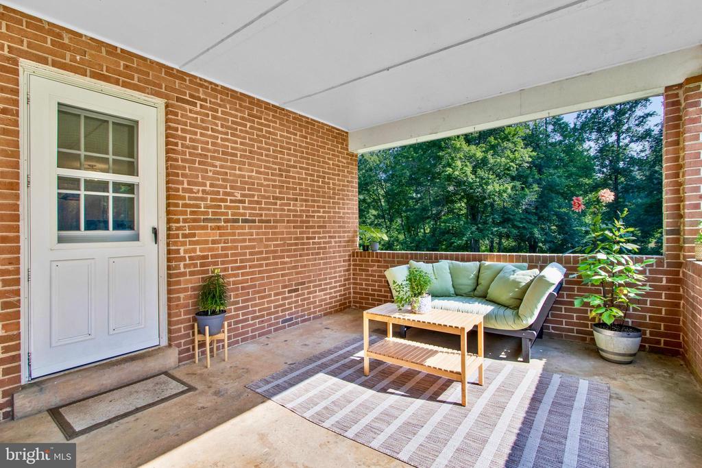 12073 DOGWOOD LANE