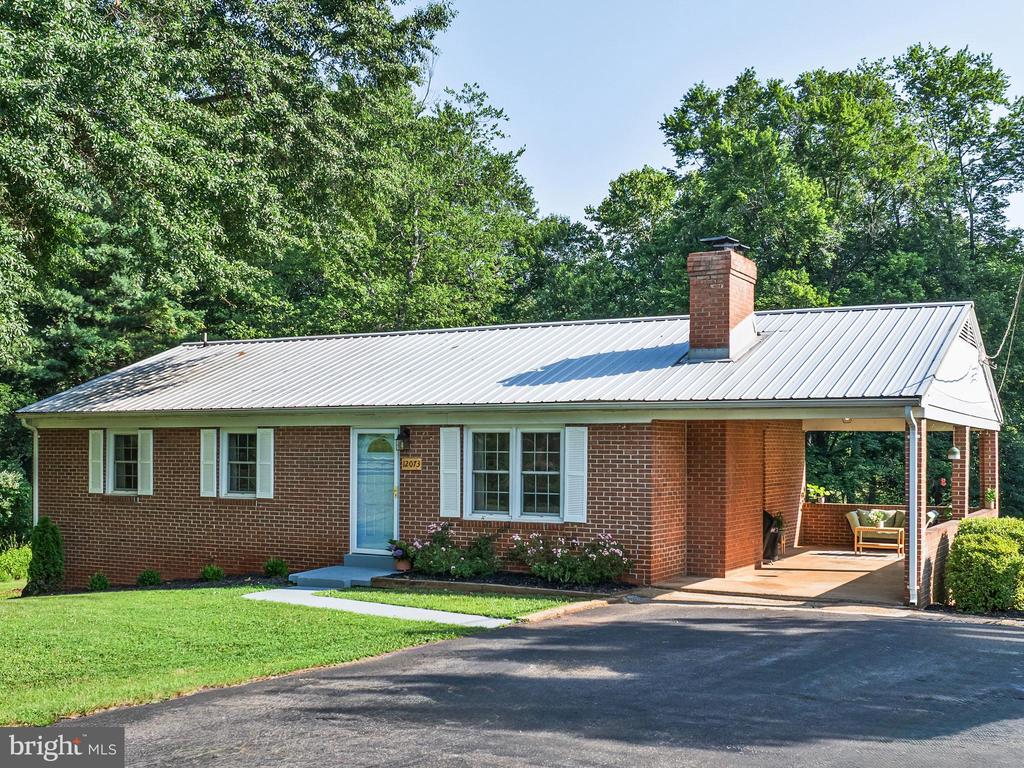 12073 DOGWOOD LANE