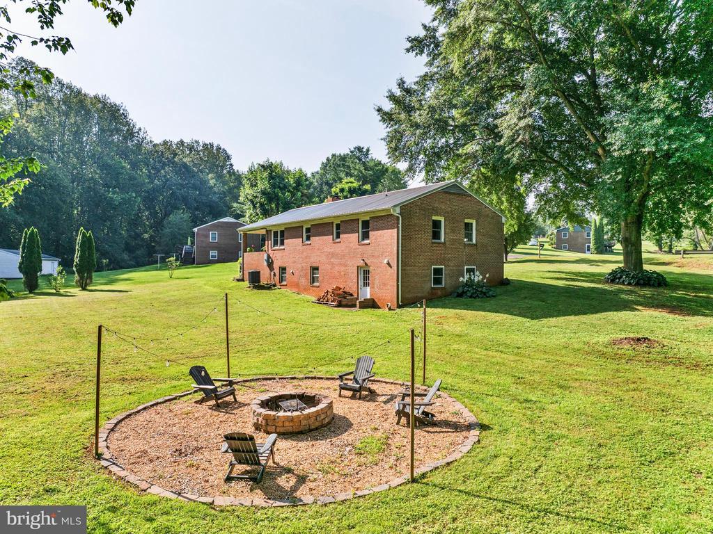 12073 DOGWOOD LANE