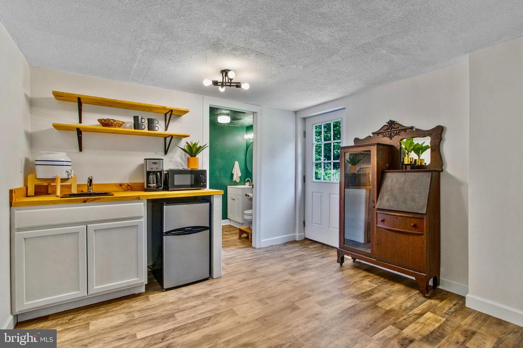 12073 DOGWOOD LANE