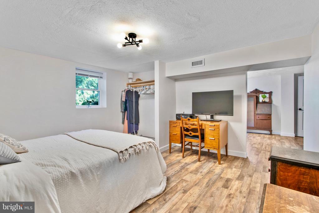 12073 DOGWOOD LANE