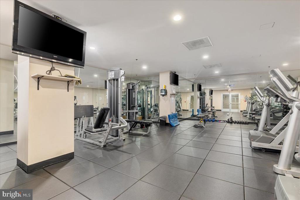 444 W BROAD STREET 509