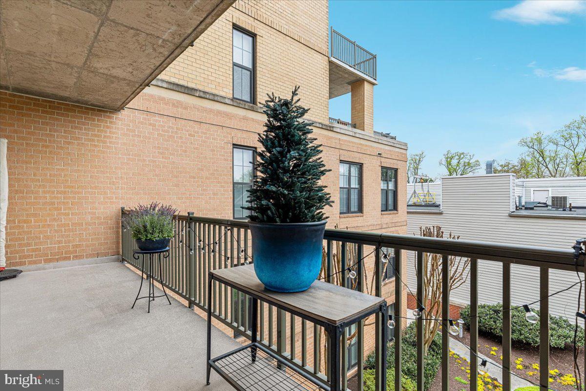 444 W BROAD STREET 509