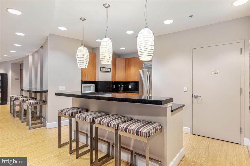 444 W BROAD STREET 509