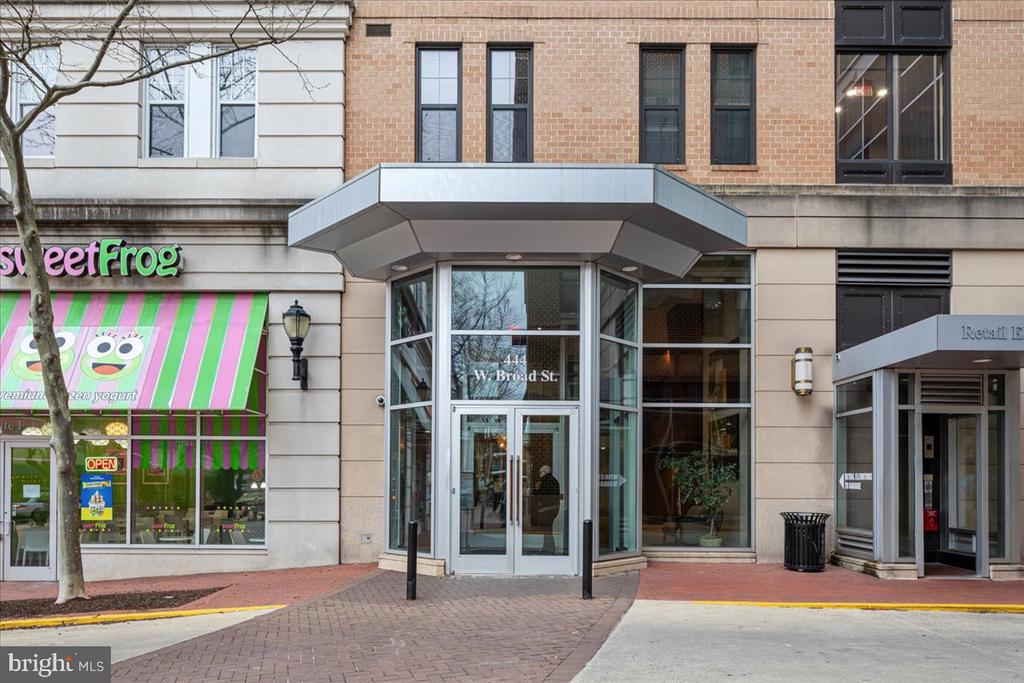 444 W BROAD STREET 509