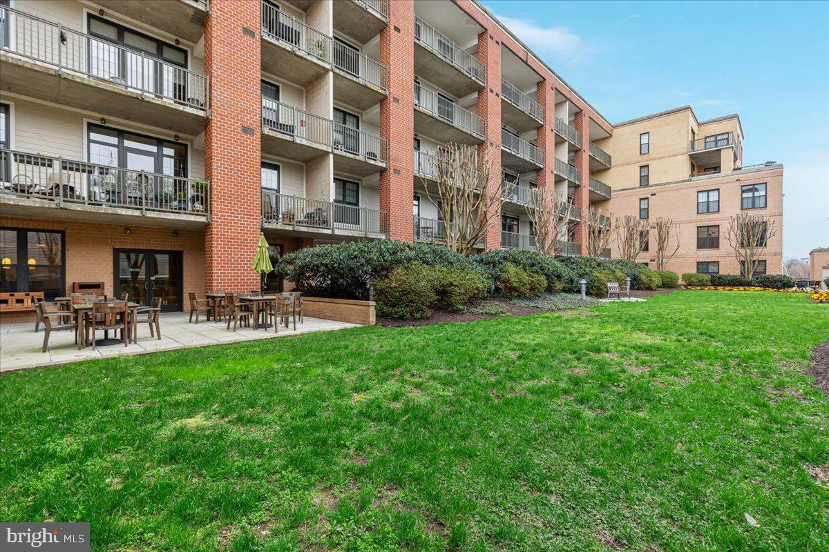 444 W BROAD STREET 509