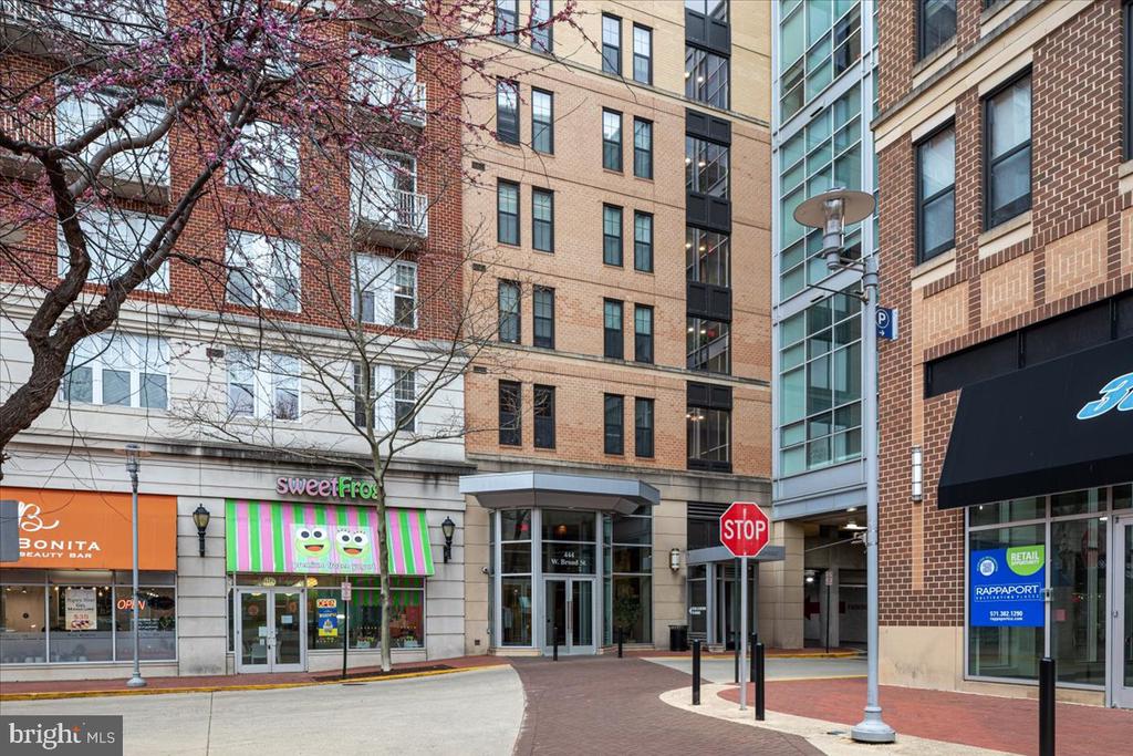 444 W BROAD STREET 509