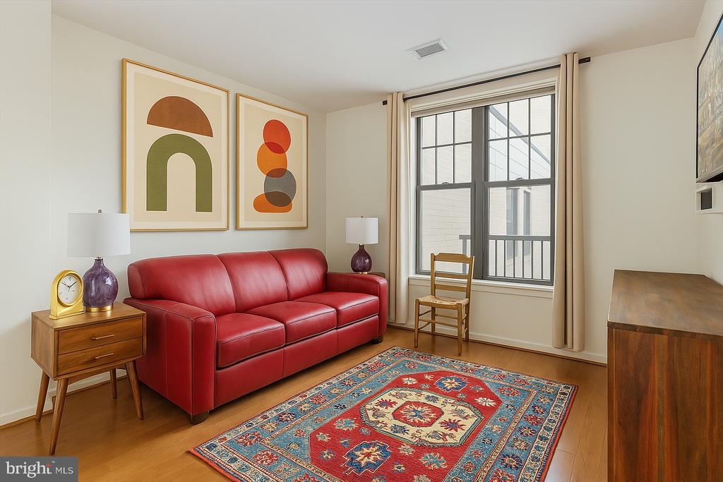 444 W BROAD STREET 509