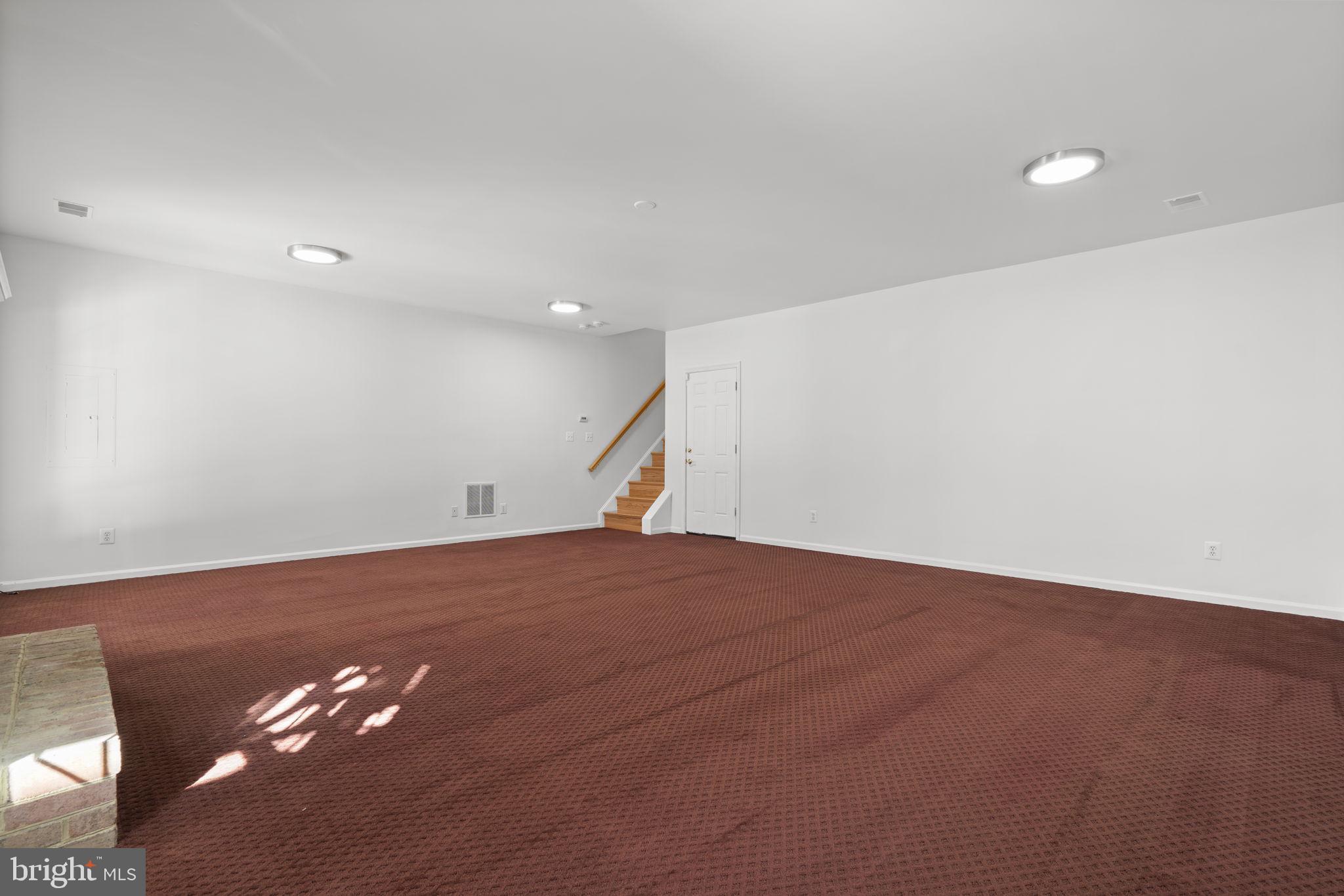 10505 CAPTAIN JOHN SMITH COURT