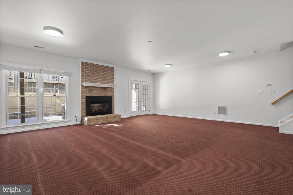 10505 CAPTAIN JOHN SMITH COURT