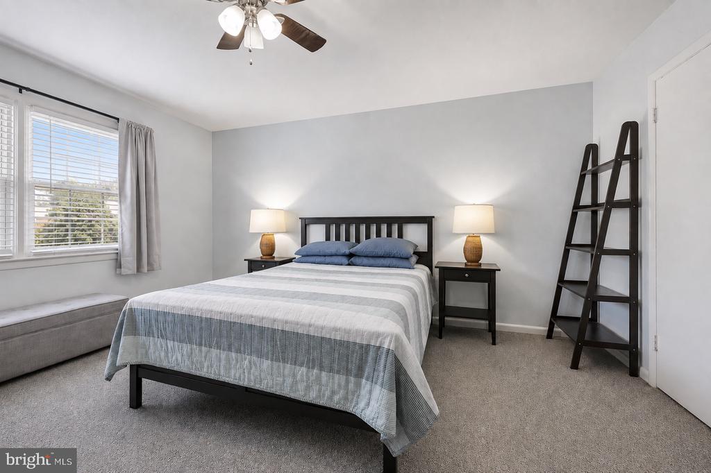 9471 FAIRFAX BOULEVARD 301