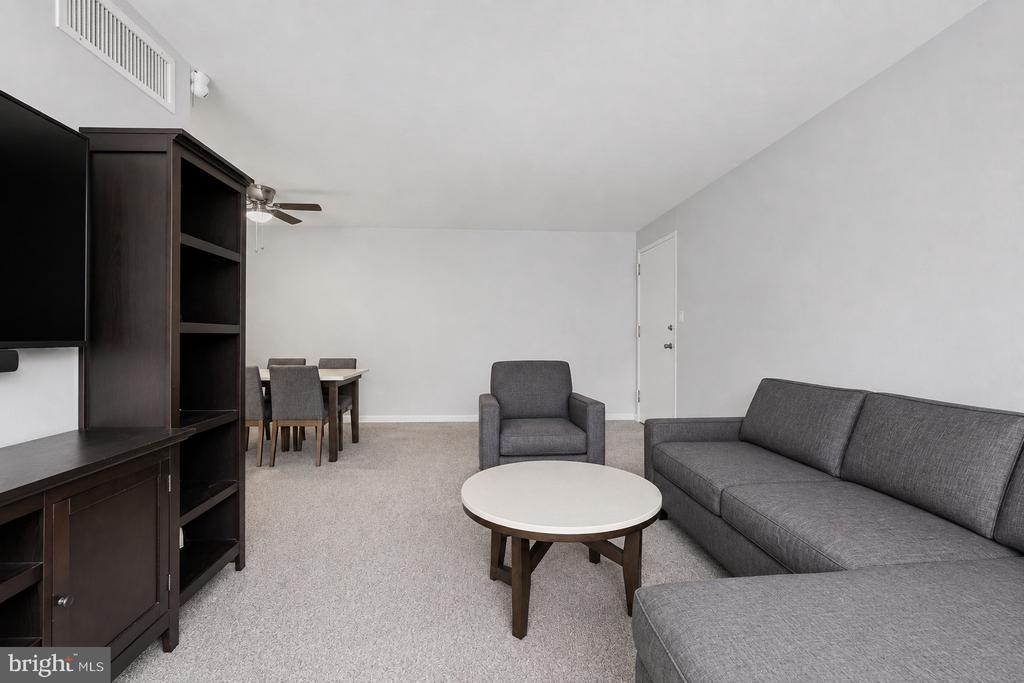 9471 FAIRFAX BOULEVARD 301