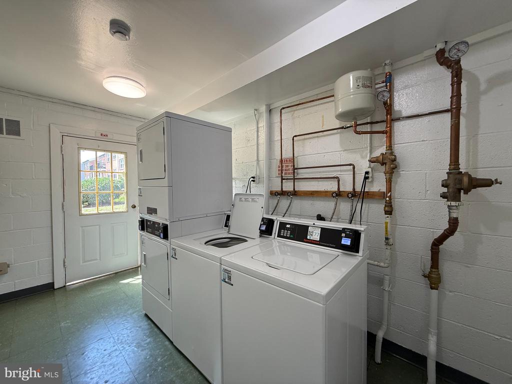 9471 FAIRFAX BOULEVARD 301