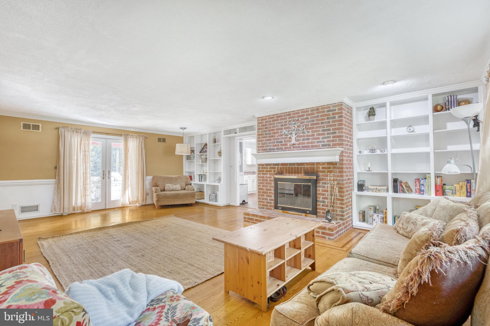 10481 WILLOWSPRING LANE