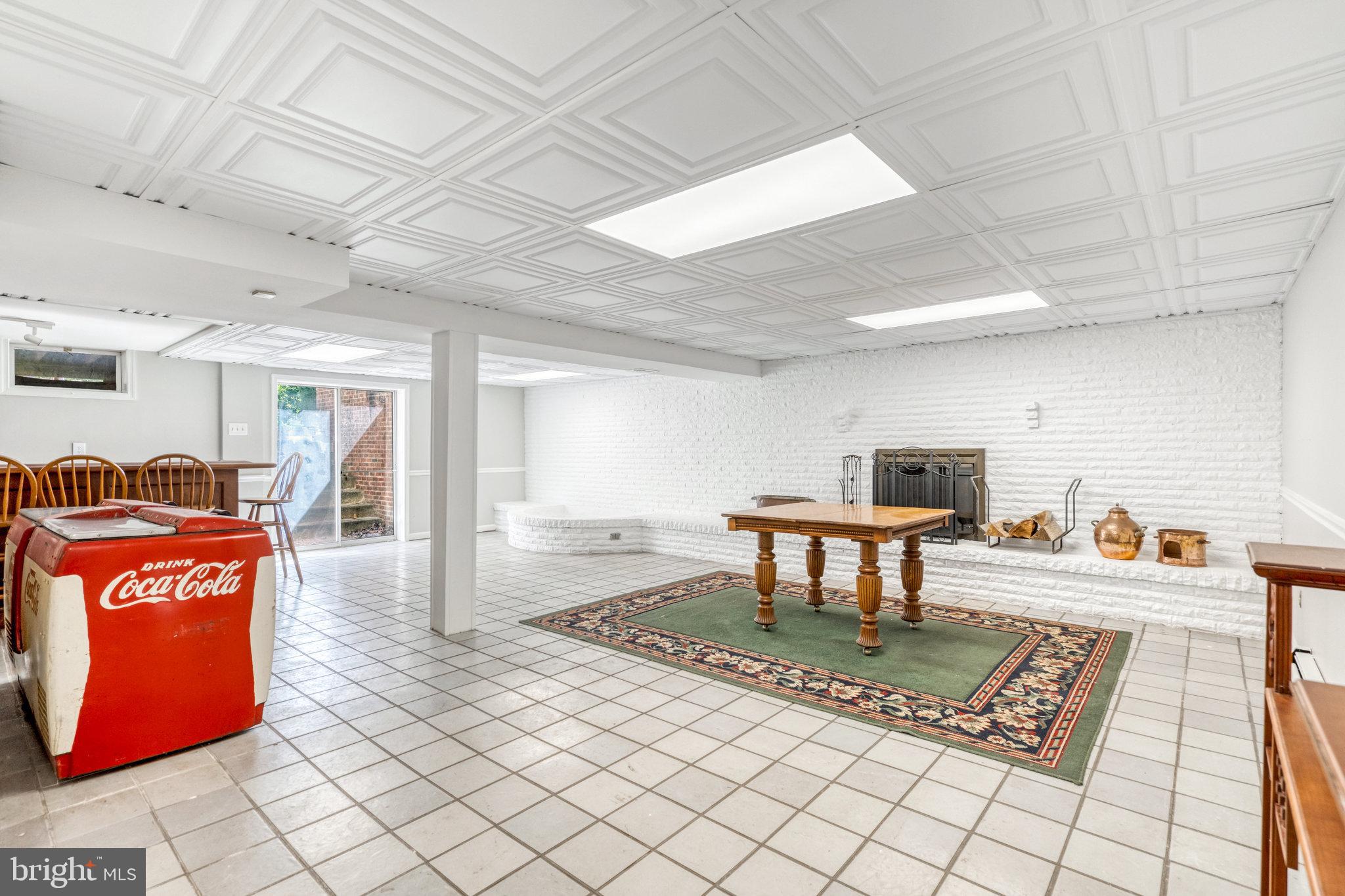 10481 WILLOWSPRING LANE