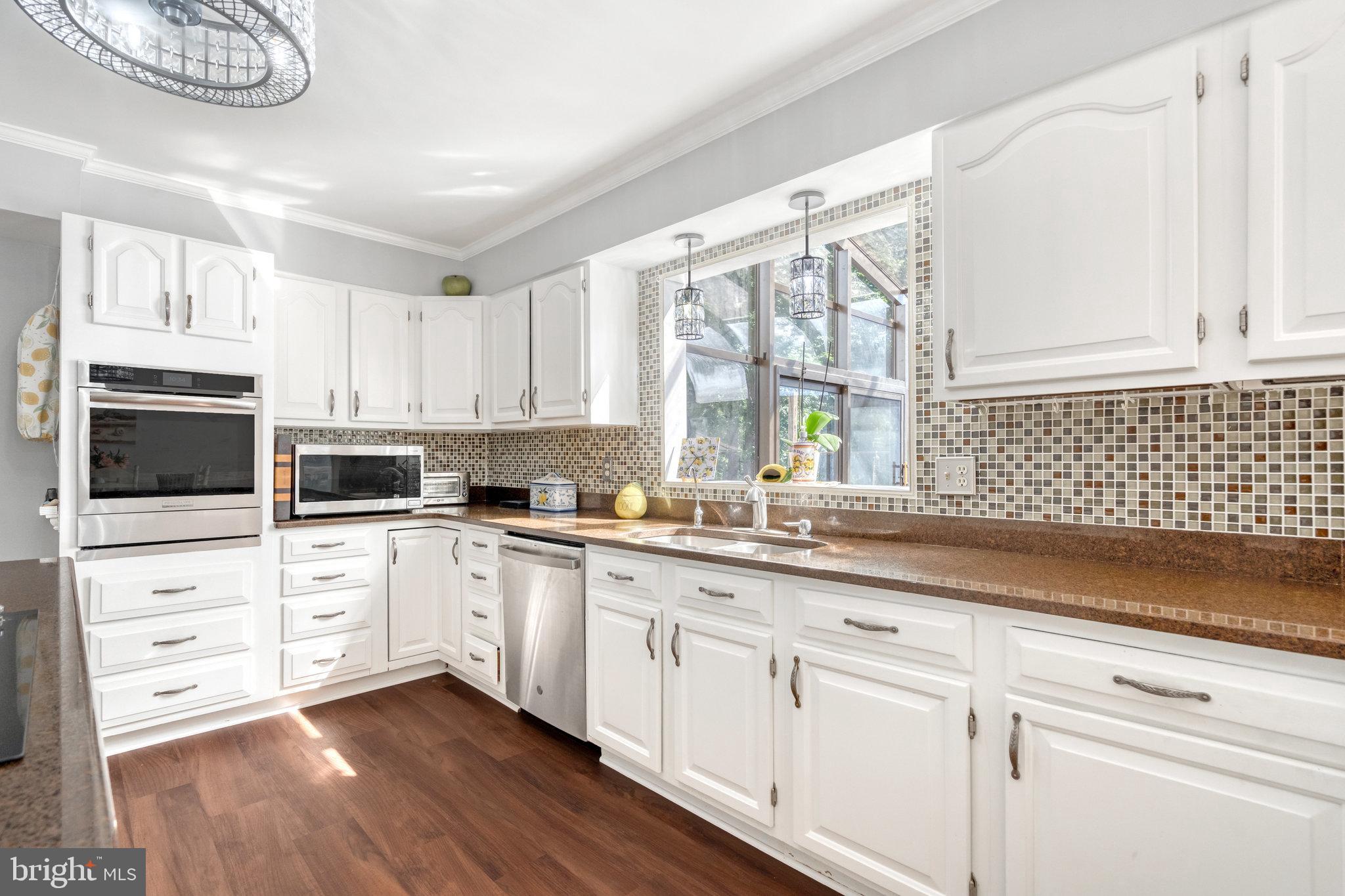 10481 WILLOWSPRING LANE