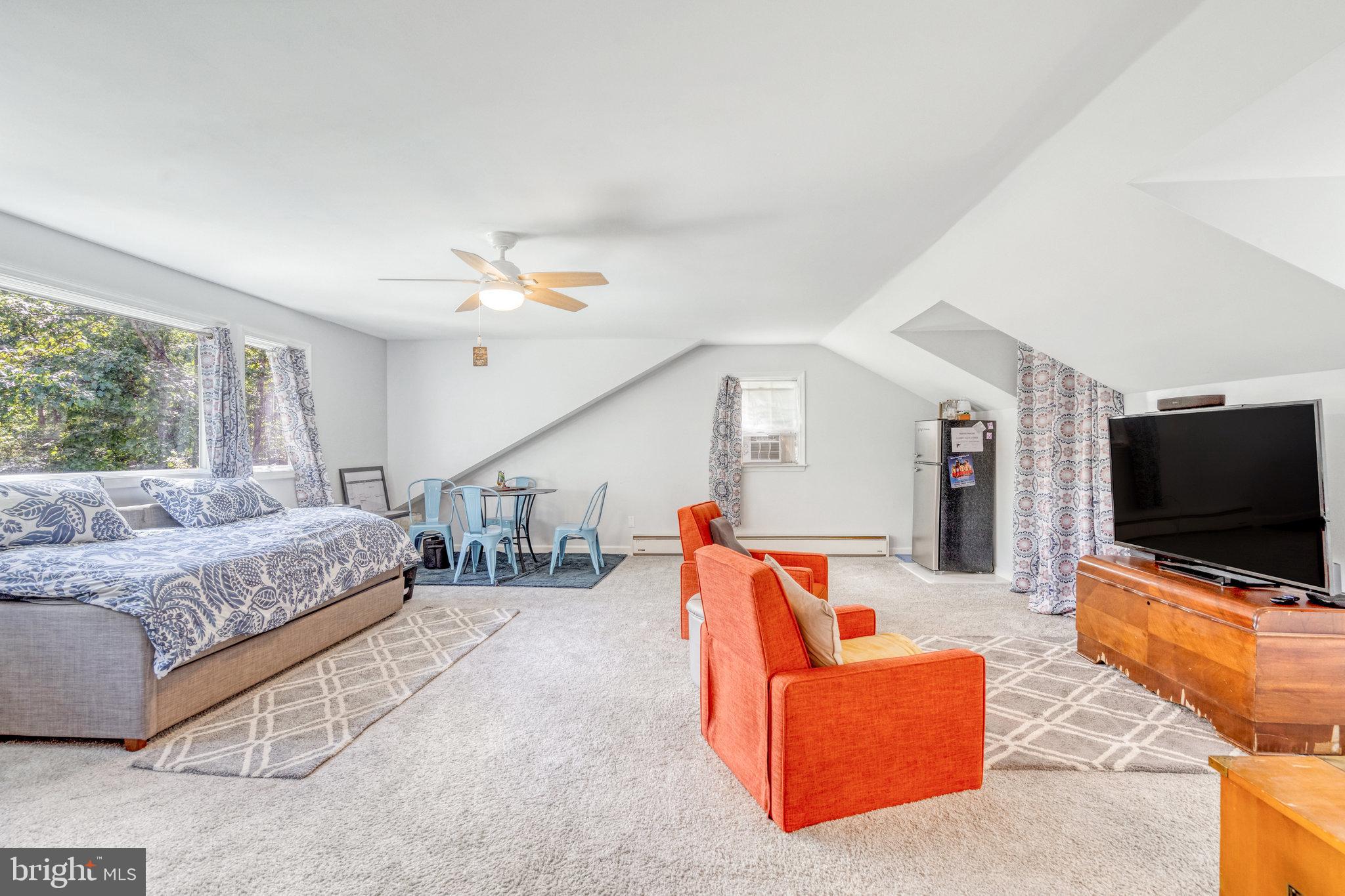 10481 WILLOWSPRING LANE