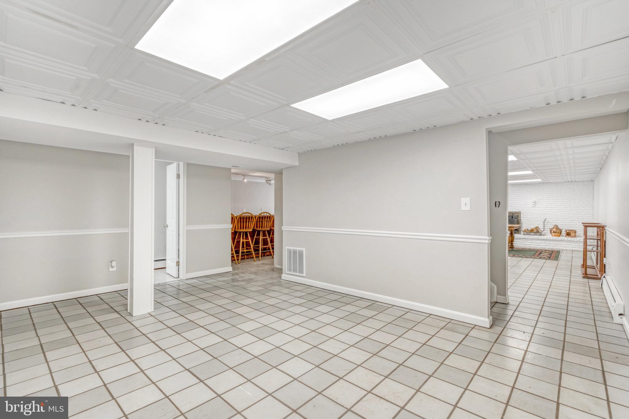 10481 WILLOWSPRING LANE