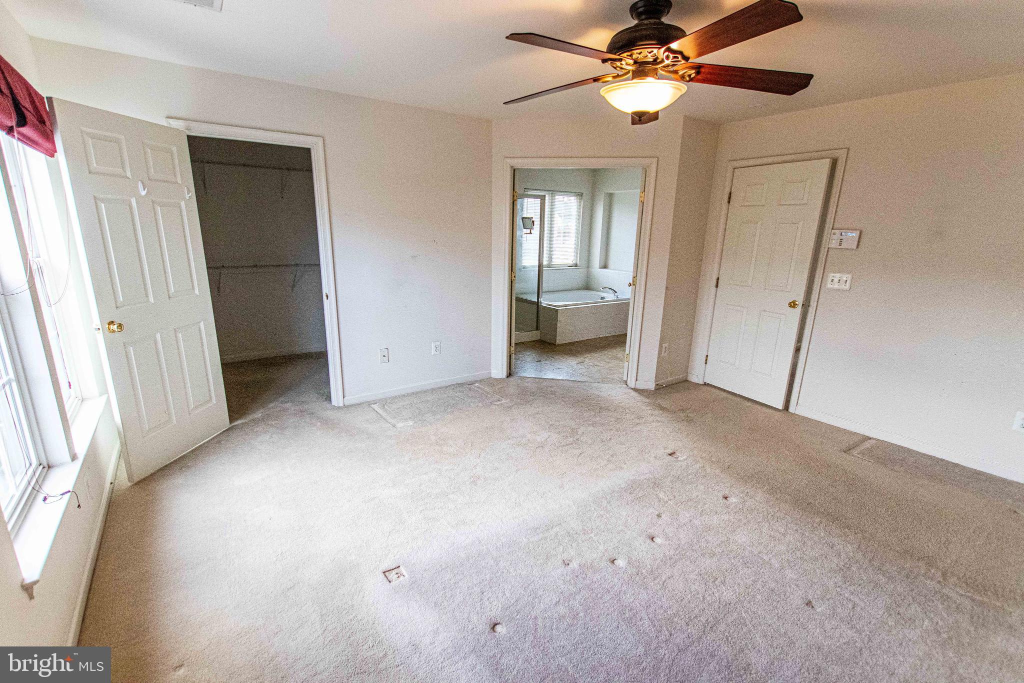 6679 CLARKES MEADOW DRIVE