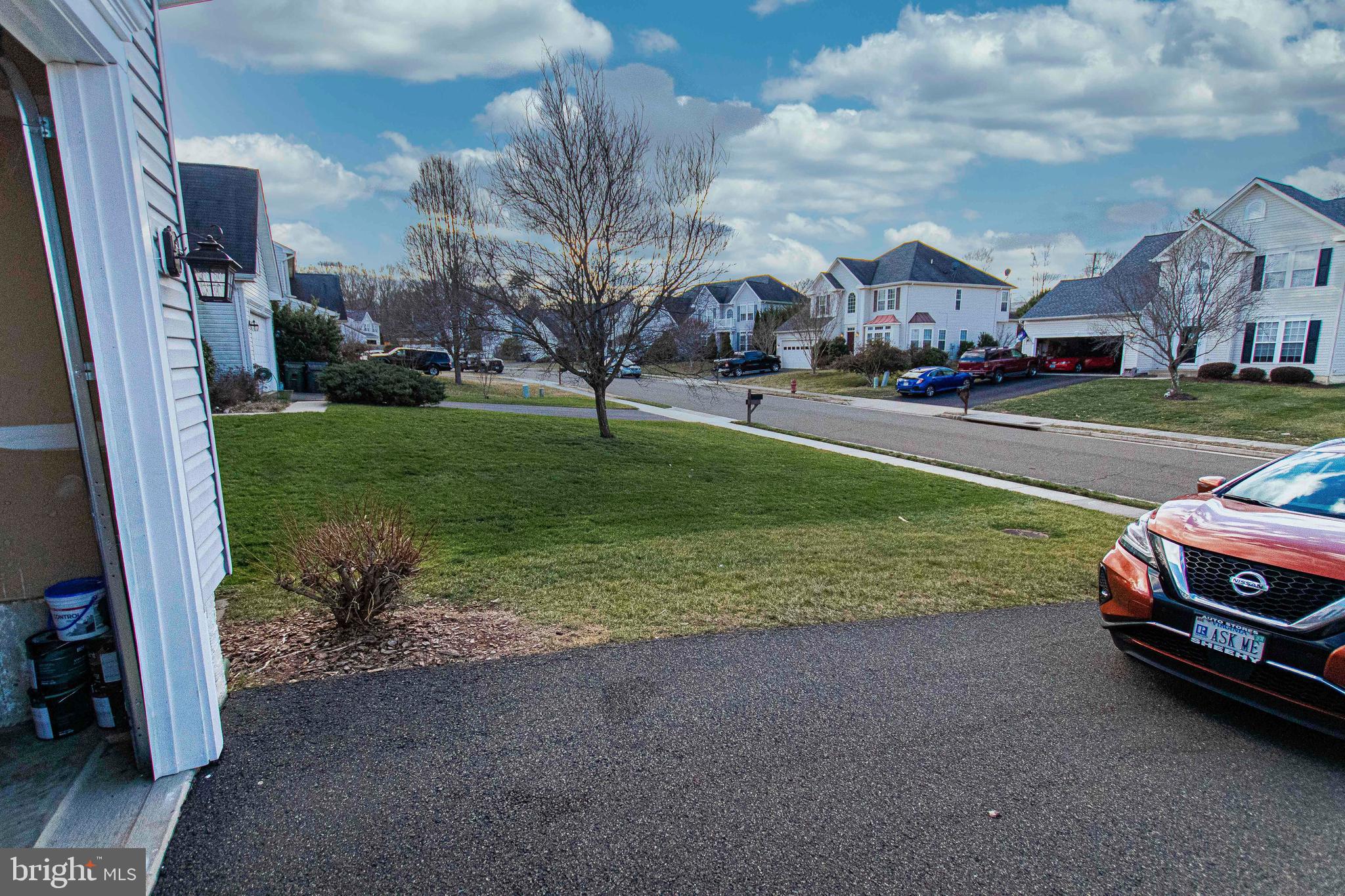 6679 CLARKES MEADOW DRIVE